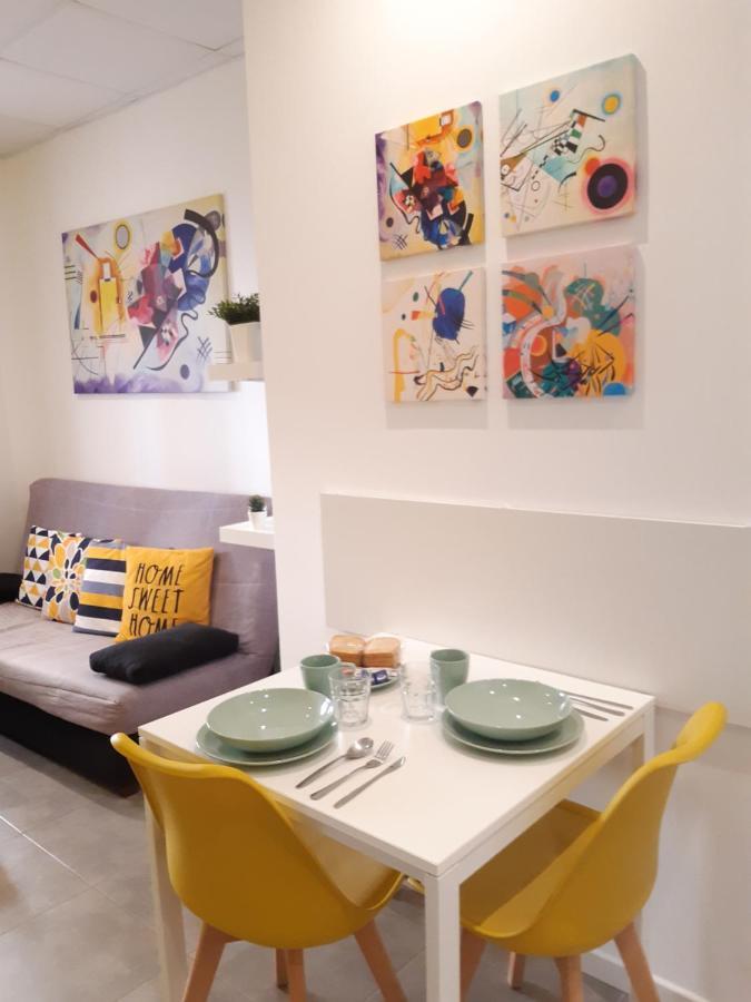 The Yellow Corner Apartment Alicante Exteriör bild
