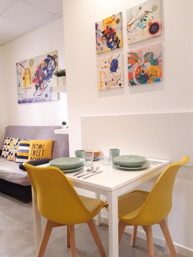 The Yellow Corner Apartment Alicante Exteriör bild